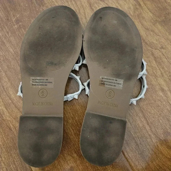 Steve Madden Slides - Picture 2 of 4